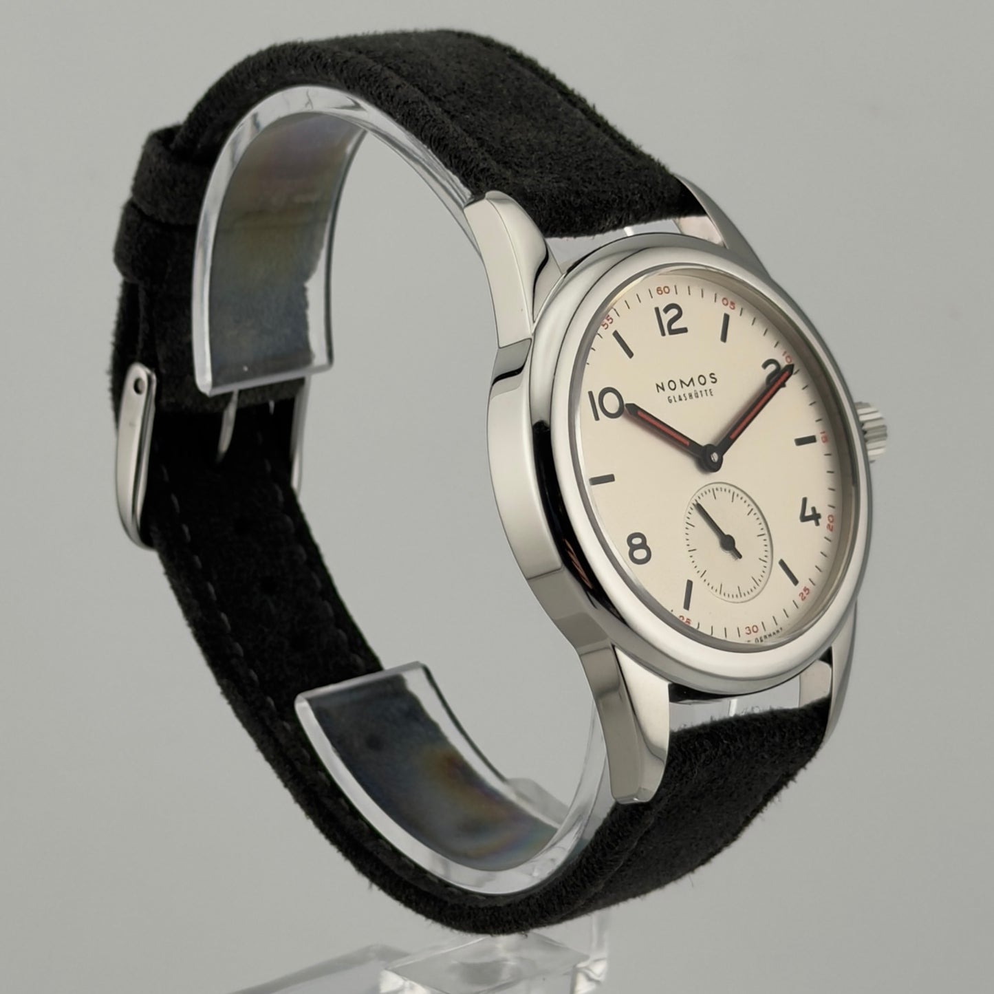 Nomos Club 701 — 36mm, In-House Alpha