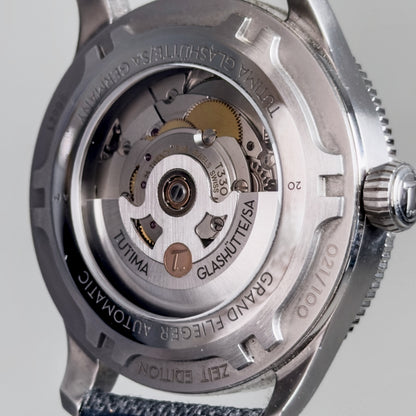 Tutima Grand Flieger Airport Automatic — Ref. 6107-01, Zeit Edition