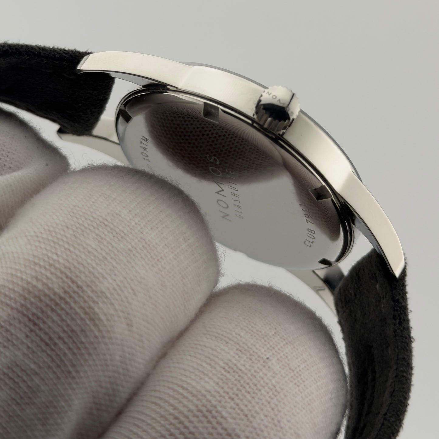 Nomos Club 701 — 36mm, In-House Alpha