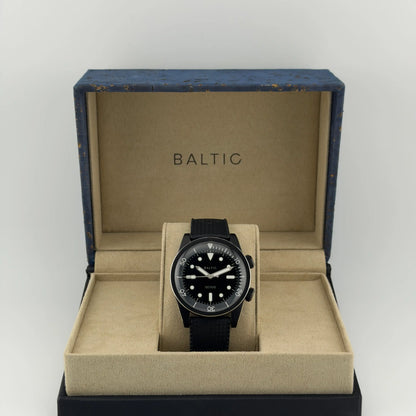 Baltic Aquascaphe Dual-Crown PVD Black