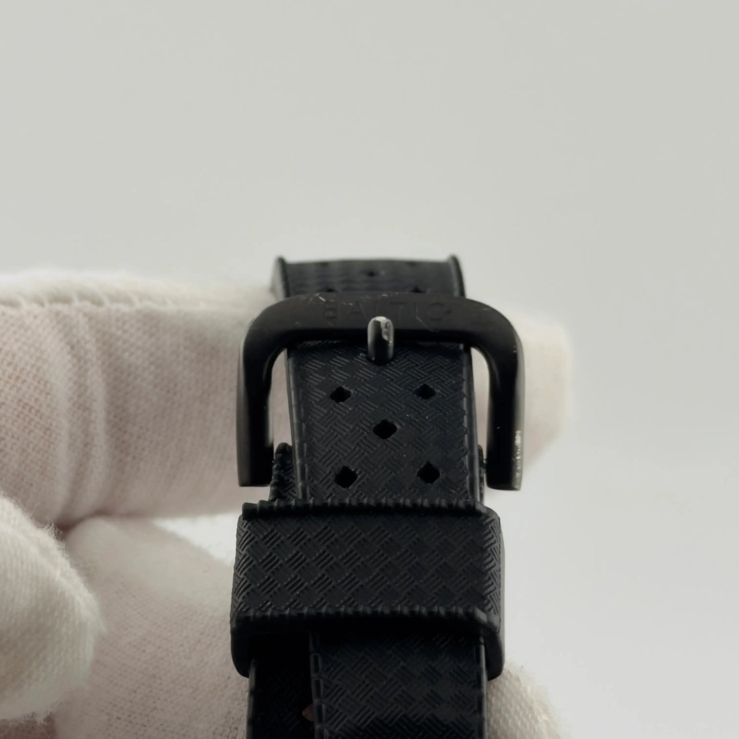 Baltic Aquascaphe Dual-Crown PVD Black