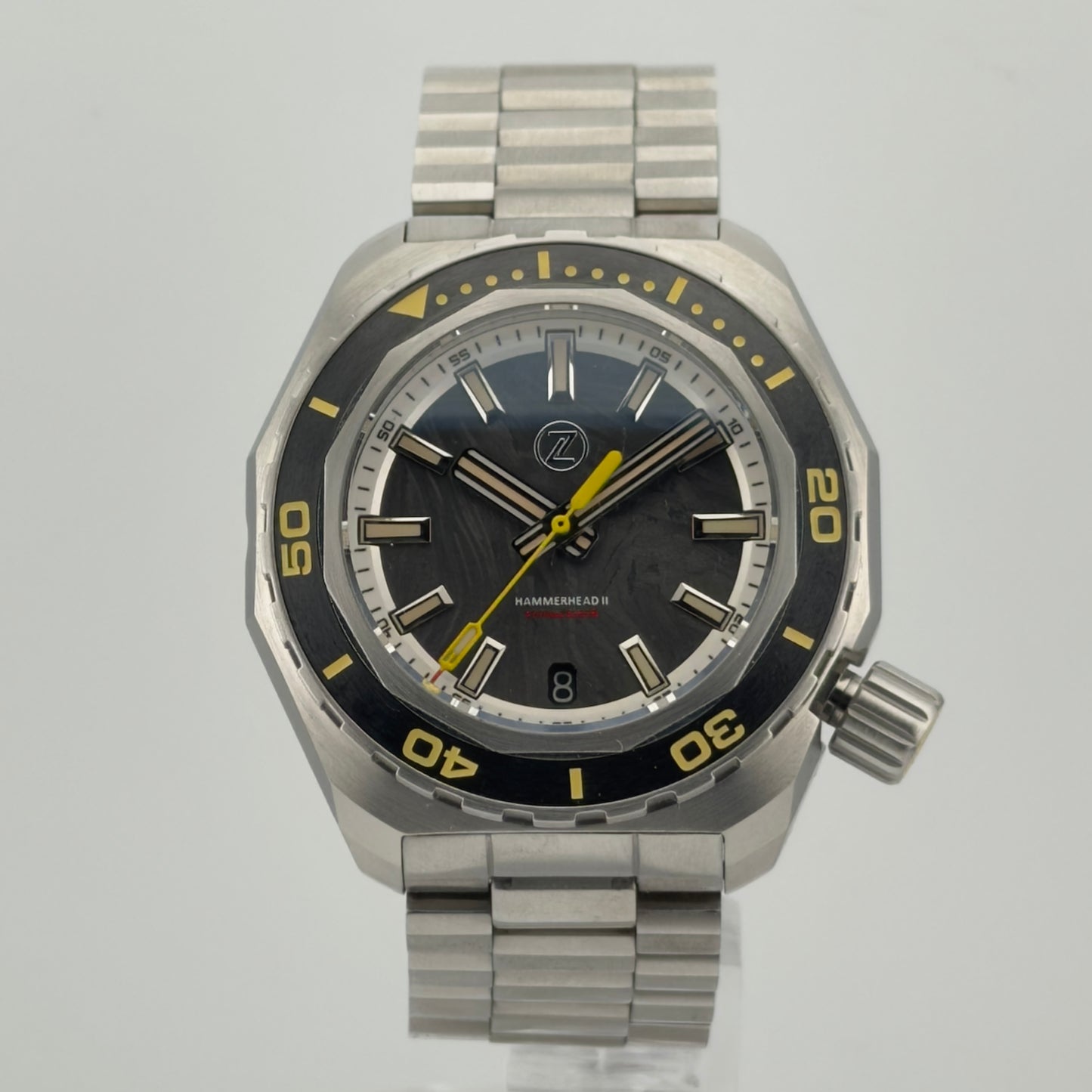 Zelos Hammerhead II No. 050/100 |
