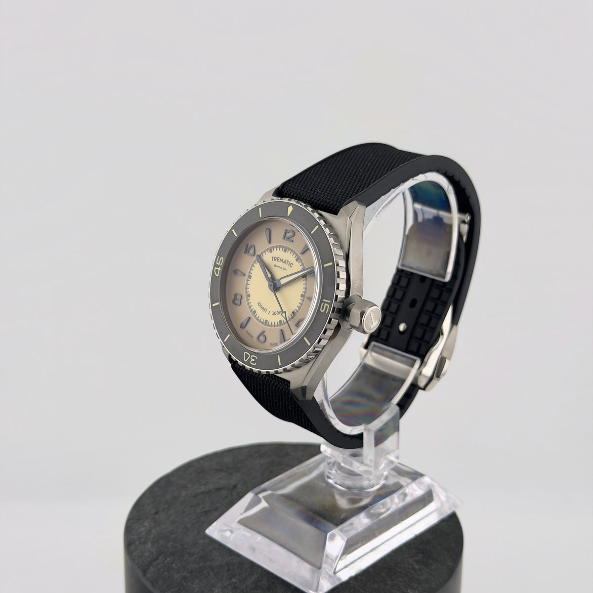 Trematic T-Five Beigua Maris Desert, three-quarter view - CalderoneWatchCo
