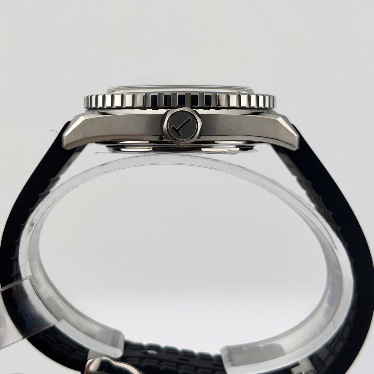 Trematic T-Five Beigua Maris Desert, left side - CalderoneWatchCo