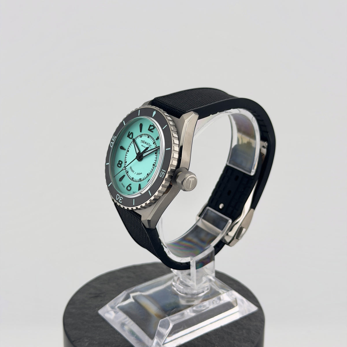 Trematic T-Five Beigua Maris Marina, three-quarter view - CalderoneWatchCo