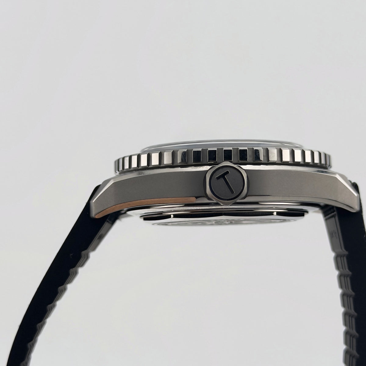 Trematic T-Five Beigua Maris Shadow, crown side - CalderoneWatchCo