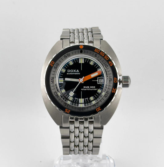 DOXA SUB 300 Sharkhunter 821.10.101.10 COSC Automatic Diver Full Set - CalderoneWatchCo