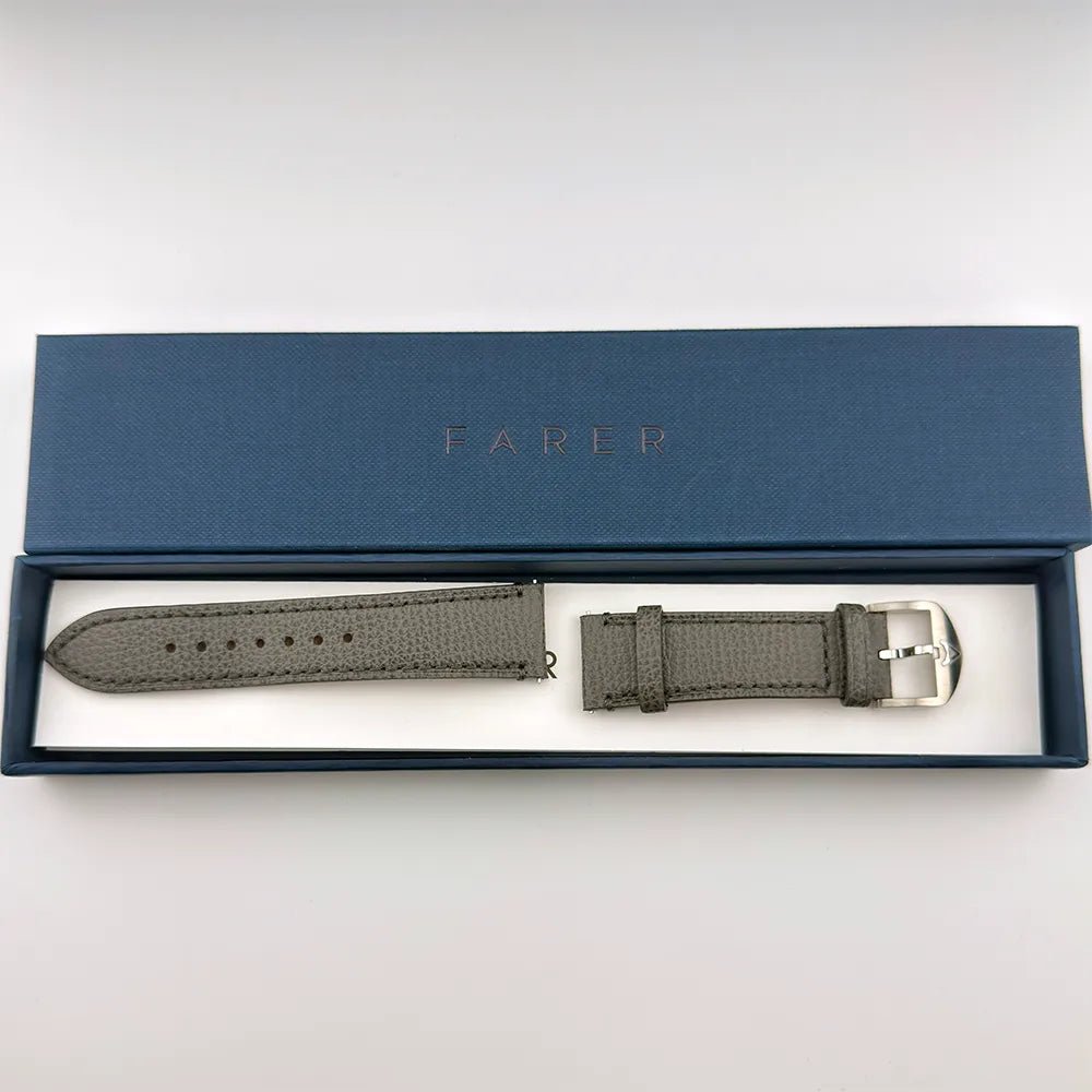 Farer Universal Discovery 36mm Black Velvet Dial – Mint Full Set 2025 (Lightly Worn) - CalderoneWatchCo